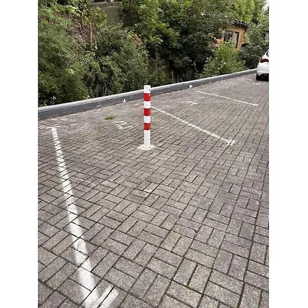 With 2 Bedrooms Appartamento